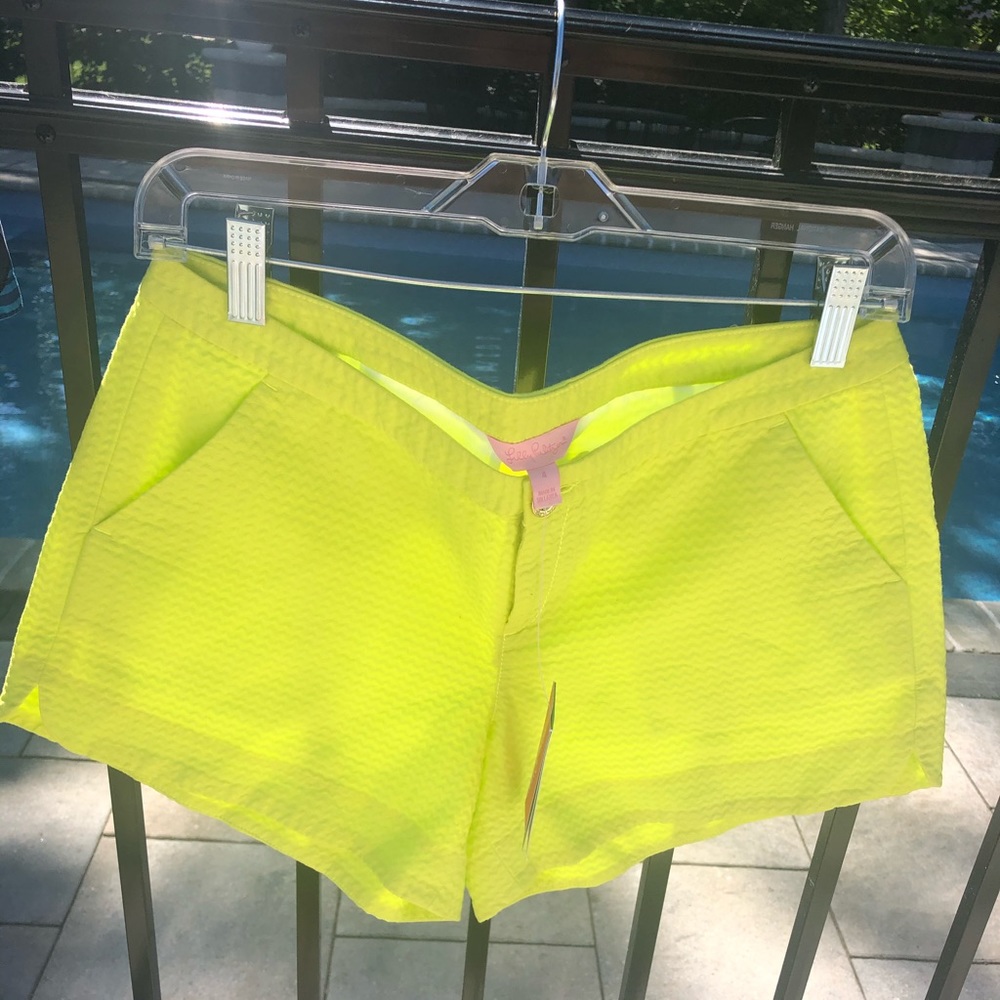 NWT Lilly Pulitzer Adie short Size 4
